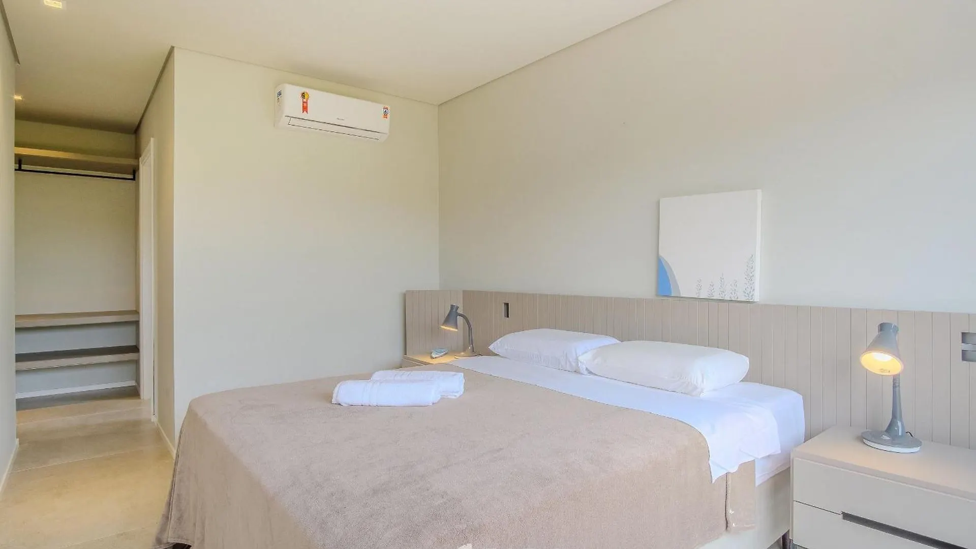 Holiday home Casa Moderna C/ Piscina Ao Lado Do Surfland Roi009 Villa Garopaba